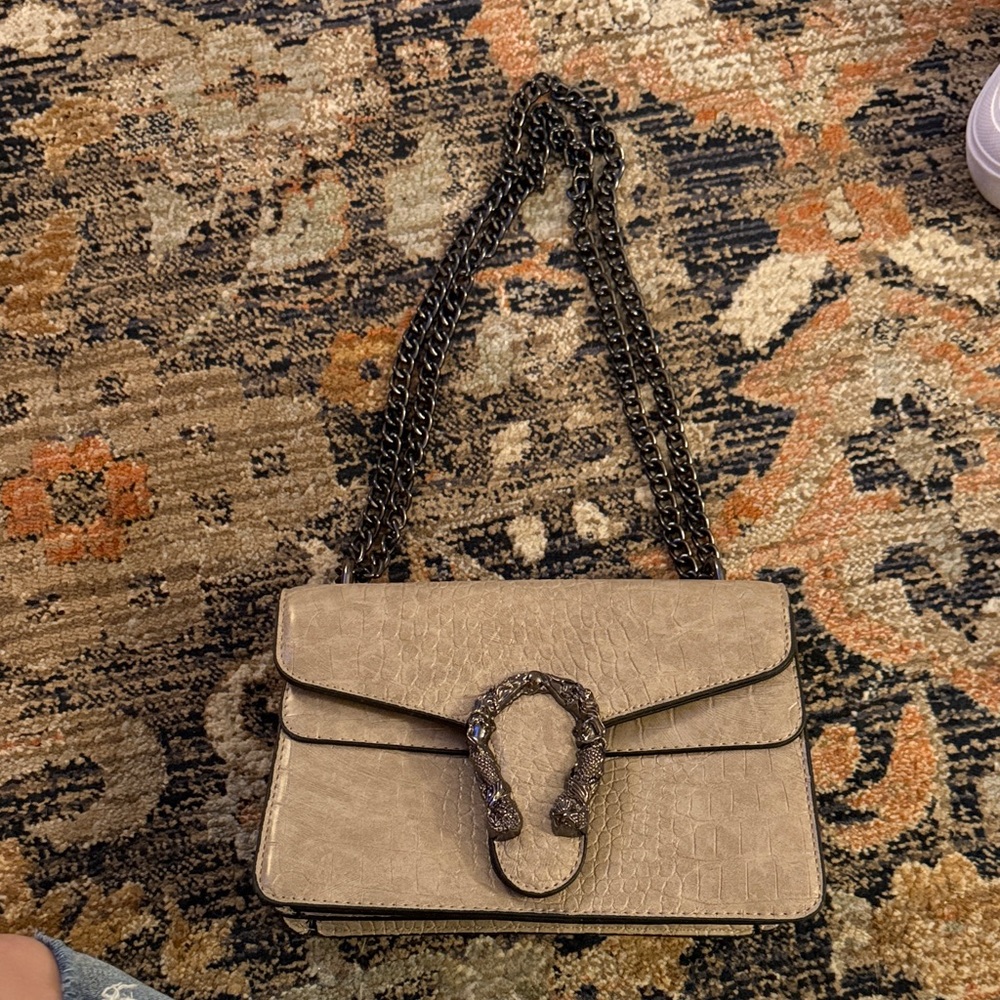 Amazon Tan Crossbody Bag with Chain Strap